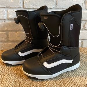 Vans Juvie Linerless Snowboard Boots worn once